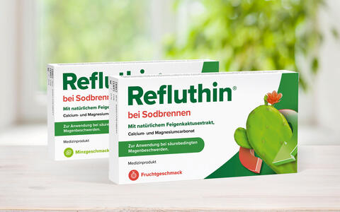 Gruppenbild Refluthin Packungen mit Minz- und Fruchtgeschmack