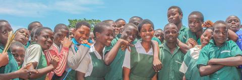 Schülergruppe der St. Stevens School in Malawi